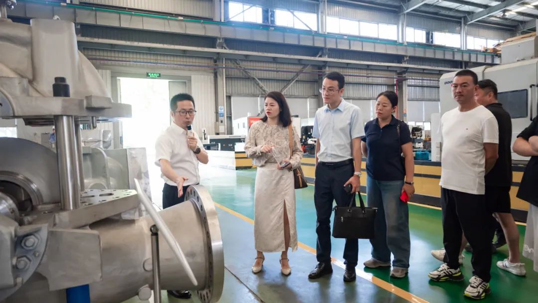 青田縣泵閥研學(xué)班到瑞安嘉利特荏原泵業(yè)學(xué)習交流